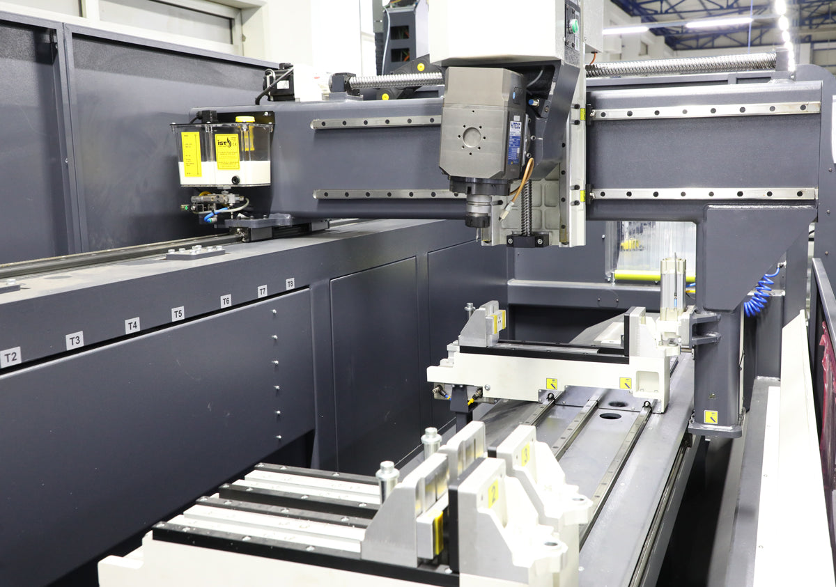 GARNET XS4 CNC Controlled Profile Machining Center (4 Axis)