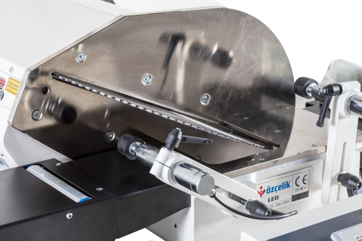 LEO R Automatic Saw 550mm Blade